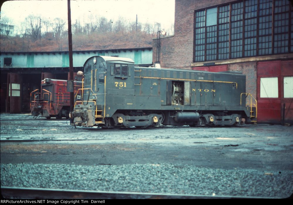 IRONTON 751 at Beth. engine terminal